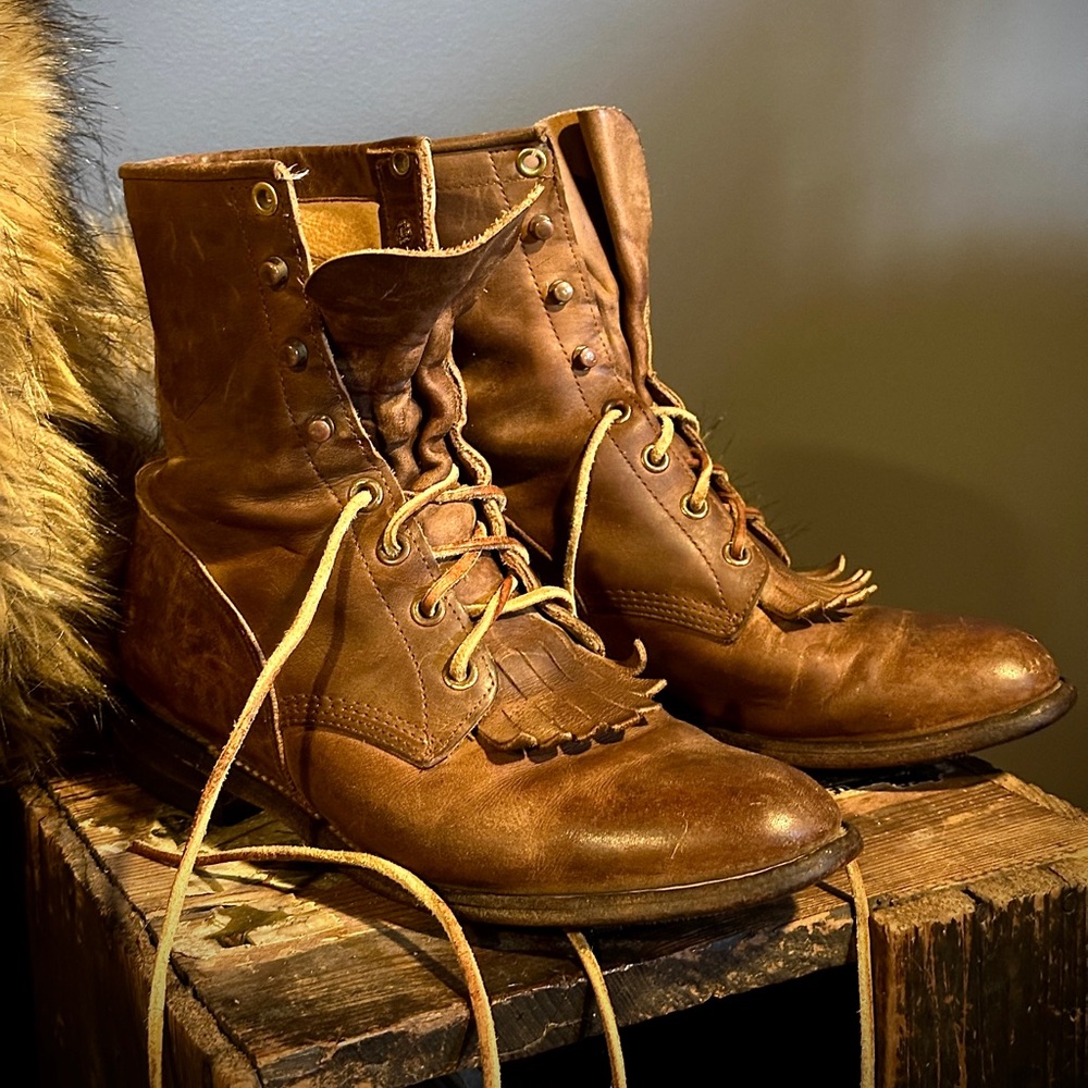 Justin Women’s Boots Brown SZ 6 Leather